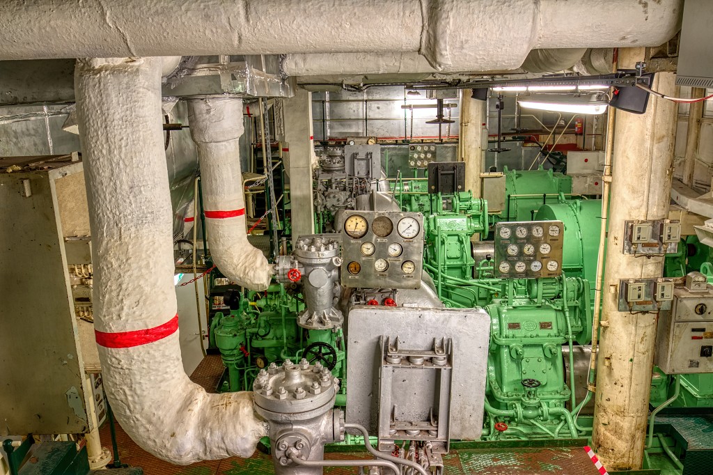 SS Rotterdam stoomschip scheepvaart hdr marine cruise Holland America Line HAL  passagiersschip vakantie